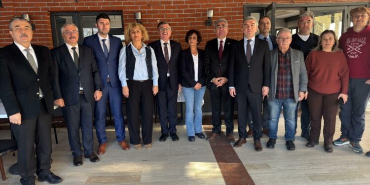 Memur konfederasyonları 13 Ocak’ta iş bırakıyor