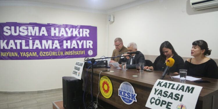 ‘Hayvan katliamı yasası AYM’de durdurulabilir’