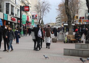 Ankara’daki yurttaşlara mikrofon uzattık: Çıkış yolu çözümden geçiyor