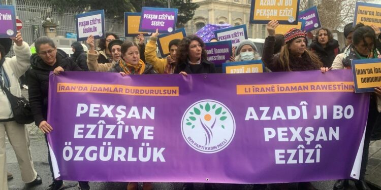 DEM Parti Kadın Meclisi’den Pexşan Ezîzî için eylem