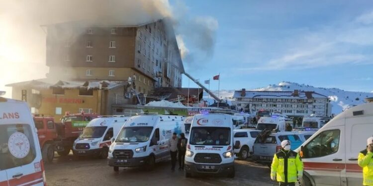Bilirkişi heyeti oluşturuldu: Yangın merdiveni yoktu