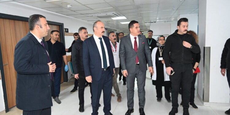 Kayyımın azarladığı müdür istifa etti