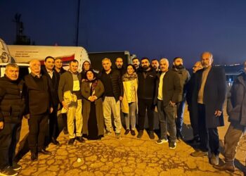 30 yıllık tutsaklığın ardından kitlesel karşılandı