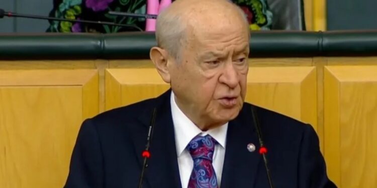 Bahçeli hem tehdit etti hem ‘barış’ dedi