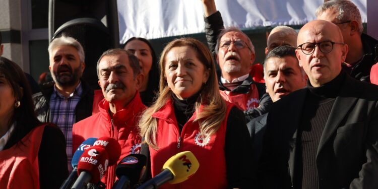 DİSK 2025 yılı mücadele hedeflerini açıkladı