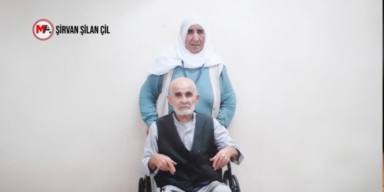 Hasta tutsağa tekerlekli sandalyesi verilmiyor