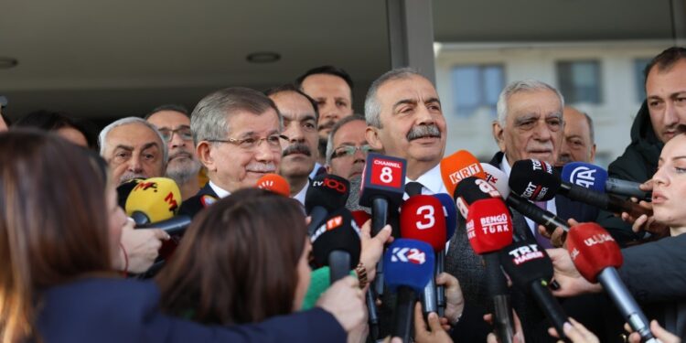 Önder: Demirtaş ziyareti sonrası kapsamlı açıklama yapacağız