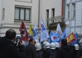 İstanbul’da gözaltına alınanlardan 2 kişiye ev hapsi