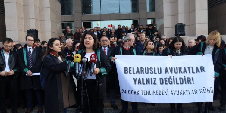 Tehlike Altındaki Avukatlar Günü: Baskıları sonlandırın