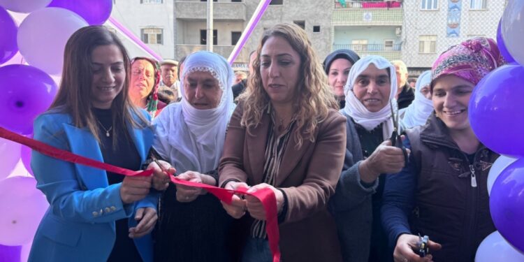 Şemrex’te halk ekmek fırını açıldı