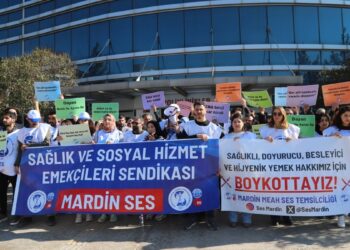 Sağlıkçılardan yemek boykotu