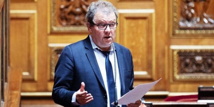 Fransız Senatör: Rojava modeli Suriye’nin inşası için bir referanstır