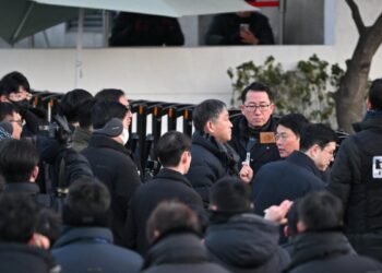 Güney Kore Cumhurbaşkanı’nın tutuklama kararı askıya alındı