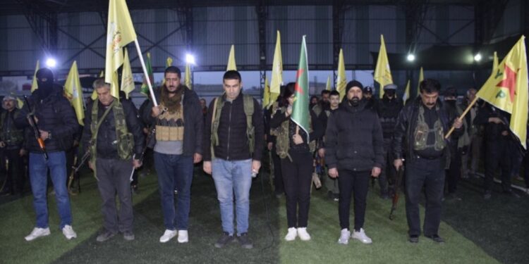 Qamişlo’da halk saldırılara karşı öz savunma taburları kurdu