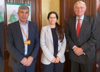 Özerk Yönetim İngiliz yetkililerle görüştü