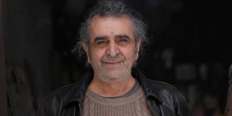 Ressam Timur Çelik hayatını kaybetti