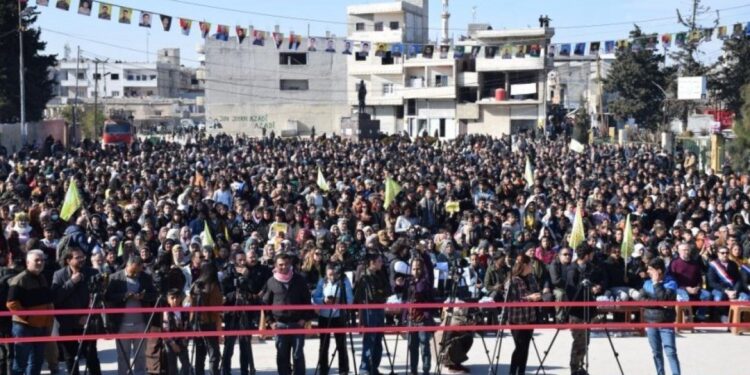 Kobanê’de 10’uncu yıl kutlaması
