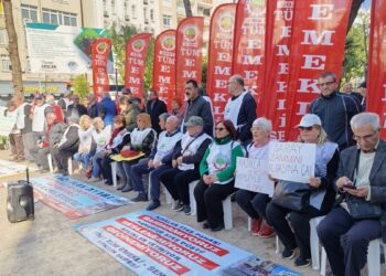 Emeklilerin eylemi 2’nci gününde: İtaat etmiyoruz