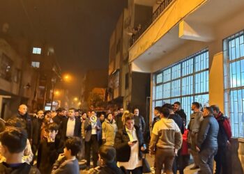 Akdeniz’de kayyım girişimine karşı yürüyüş