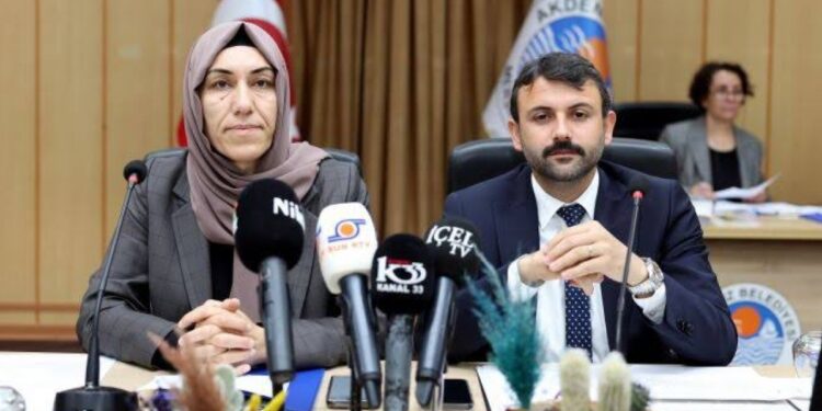 Gözaltındaki eşbaskanlar: Halkın iradesine sahip çıkacağız