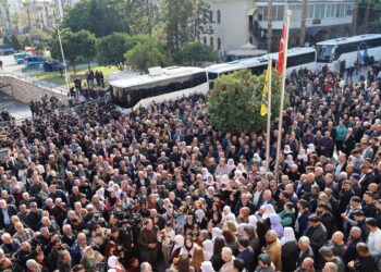 ‘Bir yandan çözüm derken bir yandan da kayyım olmaz’