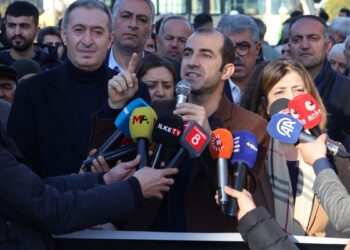 Sêrt’te konuşan Bayındır: Sonuna kadar direneceğiz