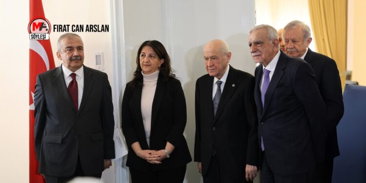 Bekaroğlu: Meclis demokratikleşmenin önünü açacak düzenlemeler yapmalı