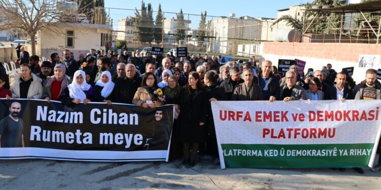 Kobanê sınırında seslendiler: İmralı’dan gelen mesaj bizim taleplerimizdir