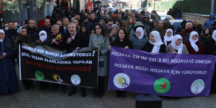 Wan’da Tişrîn Barajı’nda sivillerin katledilmesi protesto edildi