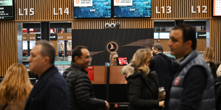 13 Yılın Ardından Şam'a İlk Uçuş