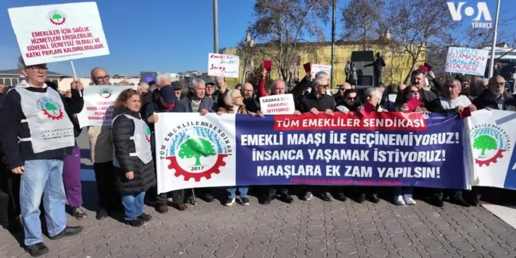 Emekliler maaş artışı için meydanda: “Avrupalı emekli tatil yapıyor, ben düğüne gidemiyorum”