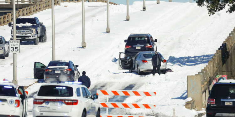 ABD’yi Bu Kez Kar Fırtınası Vurdu, En az 11 Ölü