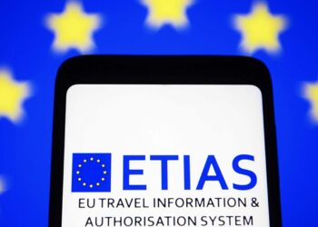 AB'den, vize muafiyeti olan ülkelerin vatandaşlarına yeni sistem!