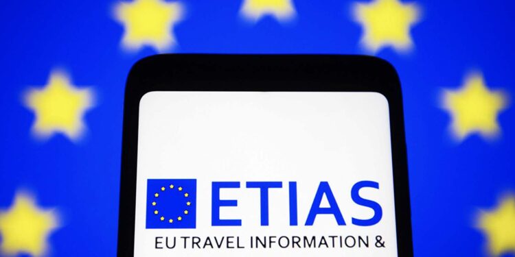 AB'den, vize muafiyeti olan ülkelerin vatandaşlarına yeni sistem!