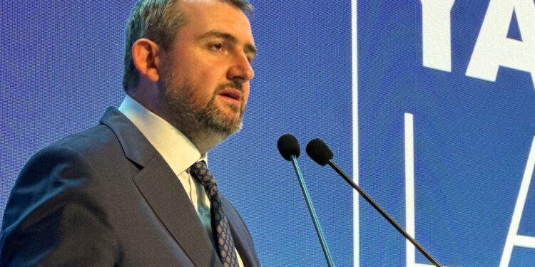 AKP'den CHP'lilere su ve çay yasağı