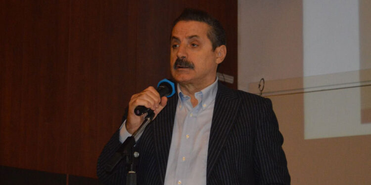 AKP'li Çelik: Bu 'hastalık' halini almış sizde