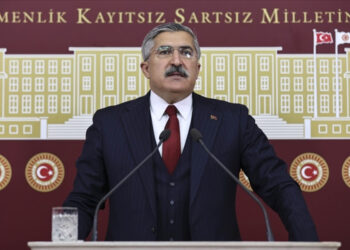 AKP’li Yayman: “PKK’nın şubatta silah bırakacağını düşünüyorum”