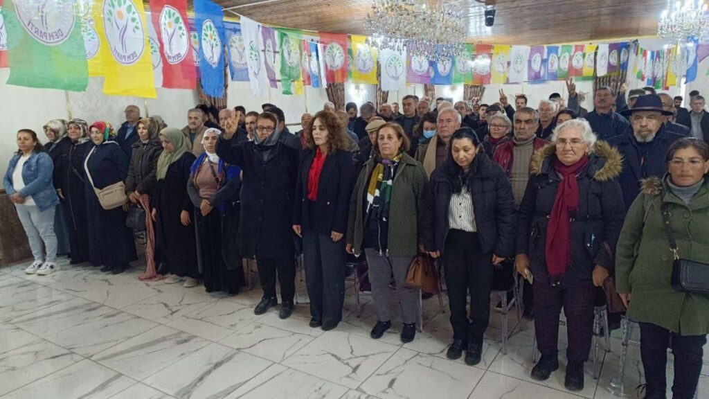 Adalet Kaya: Rojava'yı savunmak hepimizin görevi