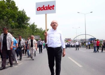 "Adalet Yürüyüşü'ne saldırı girişimi" davasında 3 kişiye hapis cezası