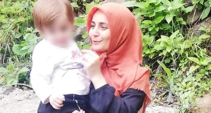 Ağır engelli bebeği olan ev hanımı tutuklandı