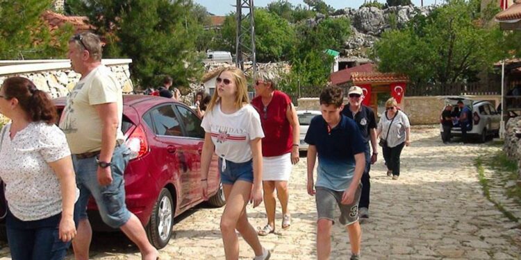 Alman turistlerden bu yıl 7 milyar avro harcama bekleniyor