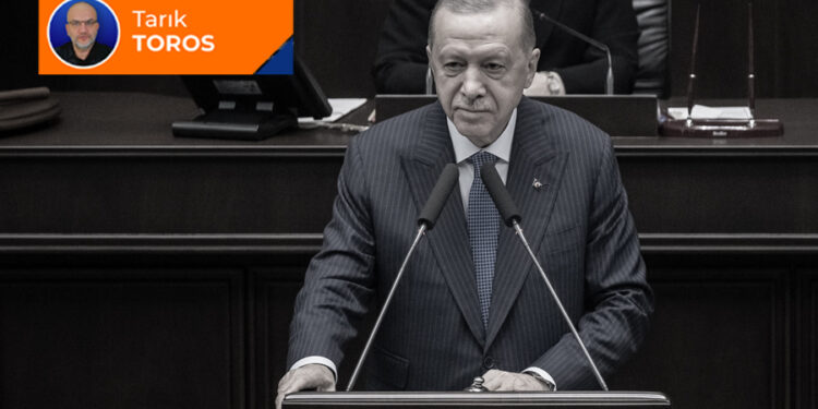 Aniden durup dedi ki: “O zehri yavaş yavaş zerk eder!”