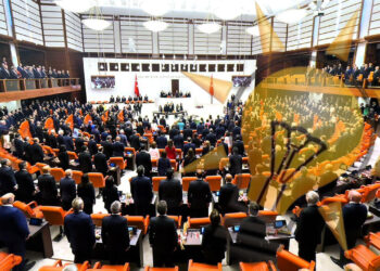 Ankara'yı Sallayan İddia: 4 Vekil, 20 Başkan... Hepsi AKP'ye Geçiyor