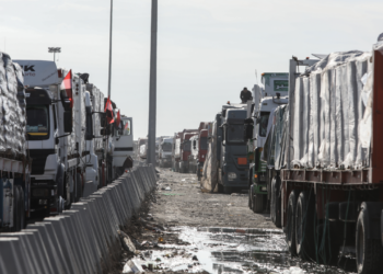Ateşkesin Ardından Yardım Tırları Gazze'ye Ulaştı