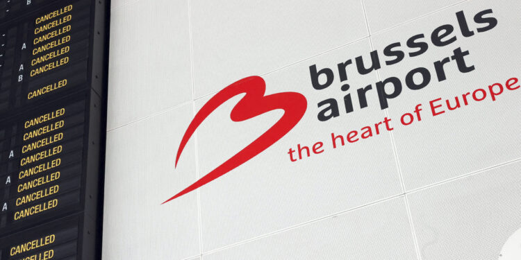 BELÇİKA | İşçiler emeklilik reformu planlarına karşı greve gitti; havayolu ve demiryolu seferleri aksıyor