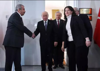 Bahçeli, DEM Parti heyetini kapıda karşıladı