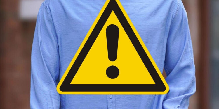 Bakanlıktan 'Mavi Gömlek' Uyarısı: Sakın Giymeyin