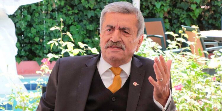 Basın ve ifade özgürlüğünü savunan demokratik güçleri dayanışmaya çağırıyoruz