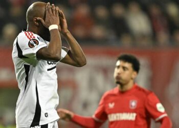 Beşiktaş, Twente Engelini Geçemedi: Kara Kartal Avrupa Defterini Kapattı