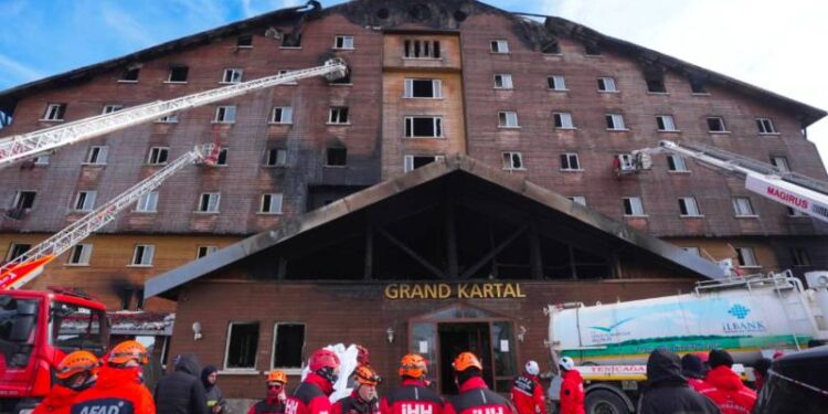 Bolu'daki yangın faciasının ardından AKP hazırlıklara başladı; AFAD benzeri merkezi itfaiye teşkilâtı geliyor